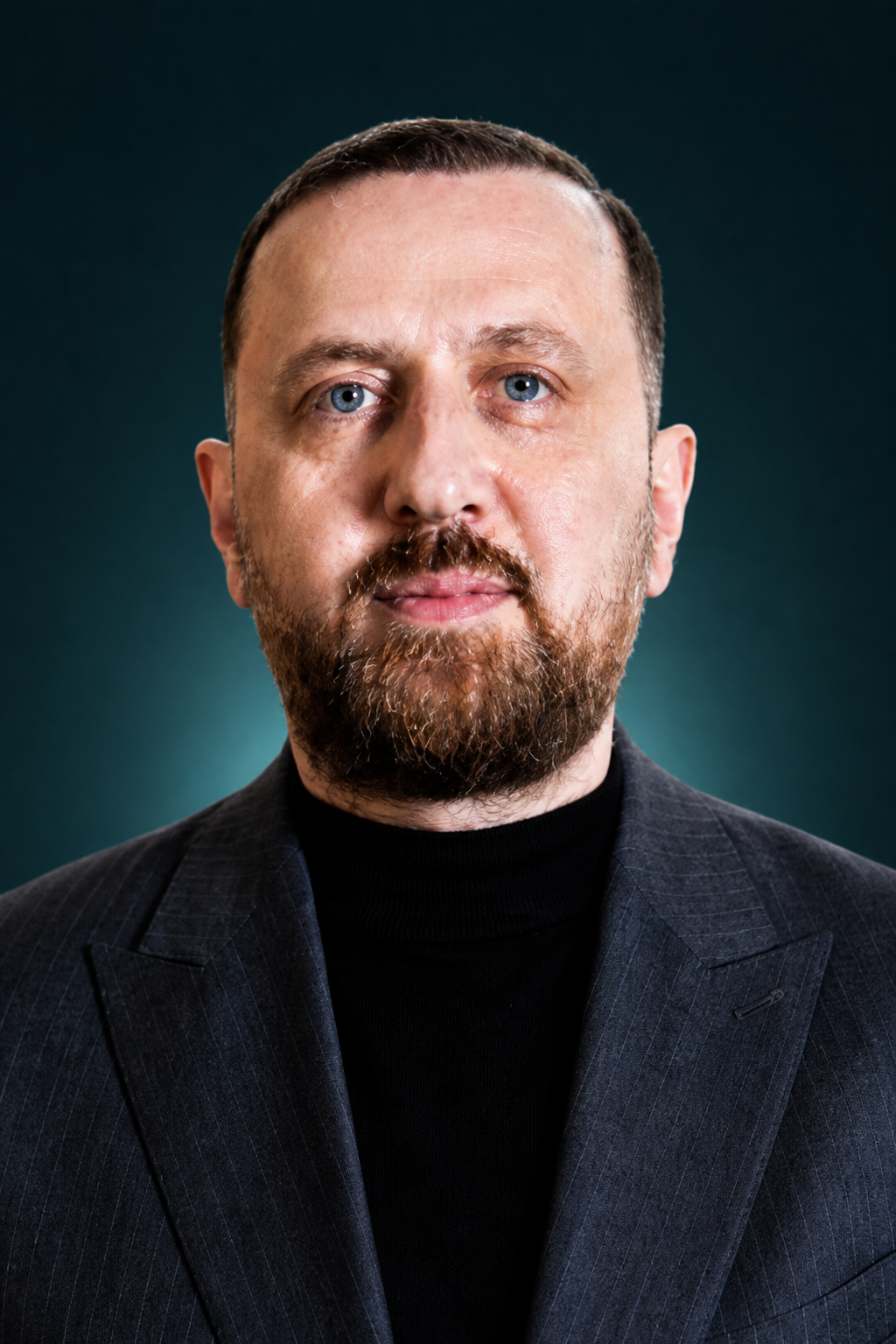 علي طارق